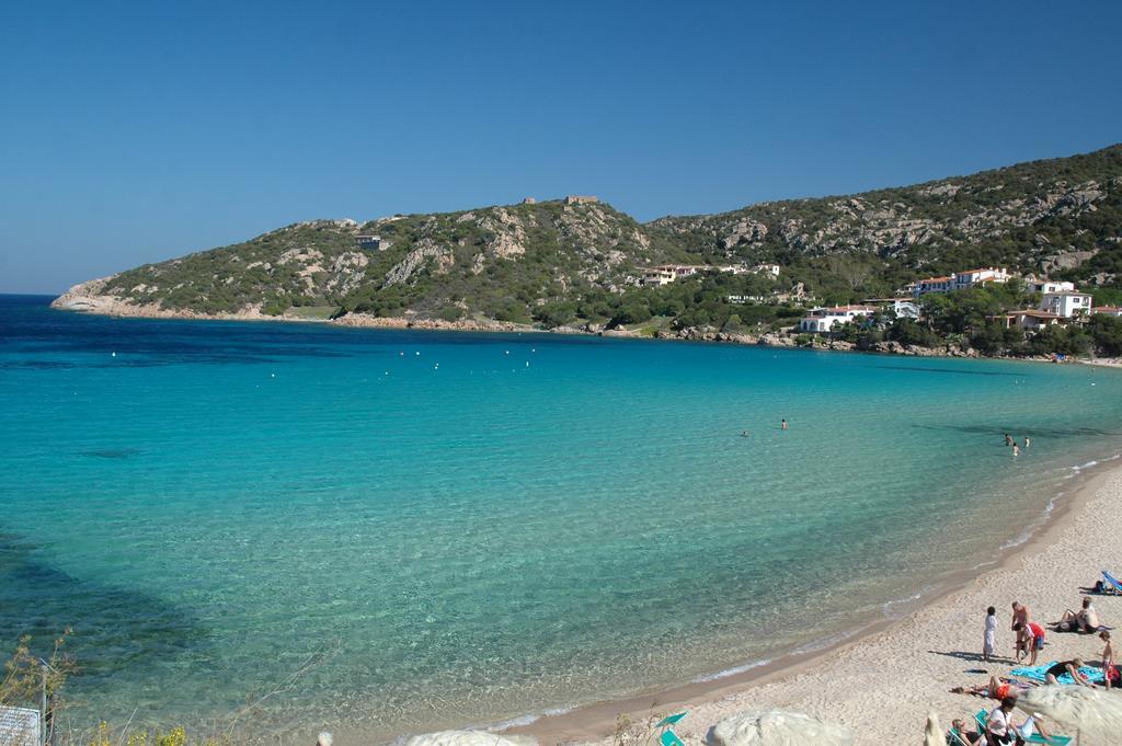 Hotel Mon Repos Baja Sardinia Bagian luar foto